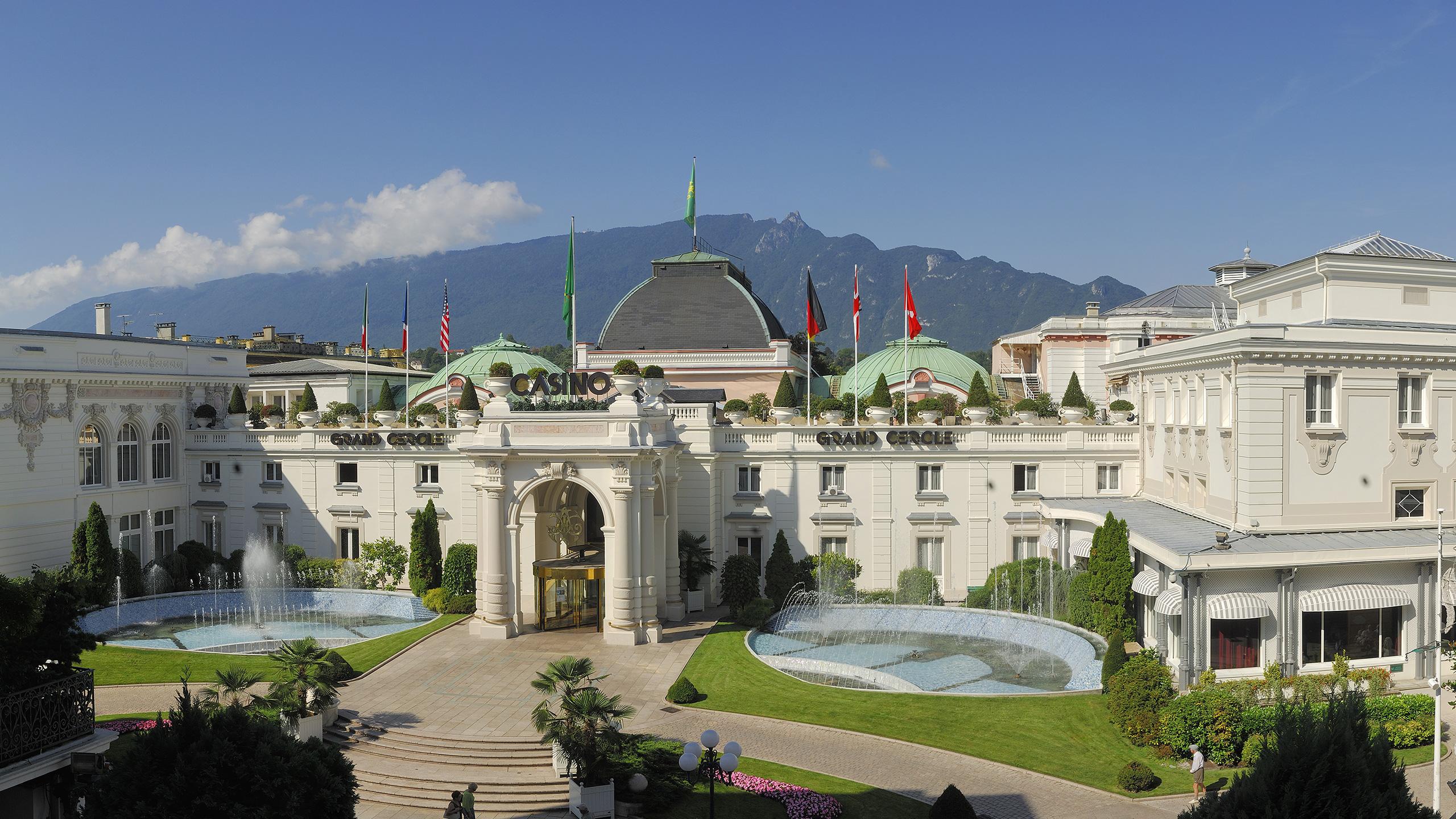 Aix-les-Bains - Été - Casino 