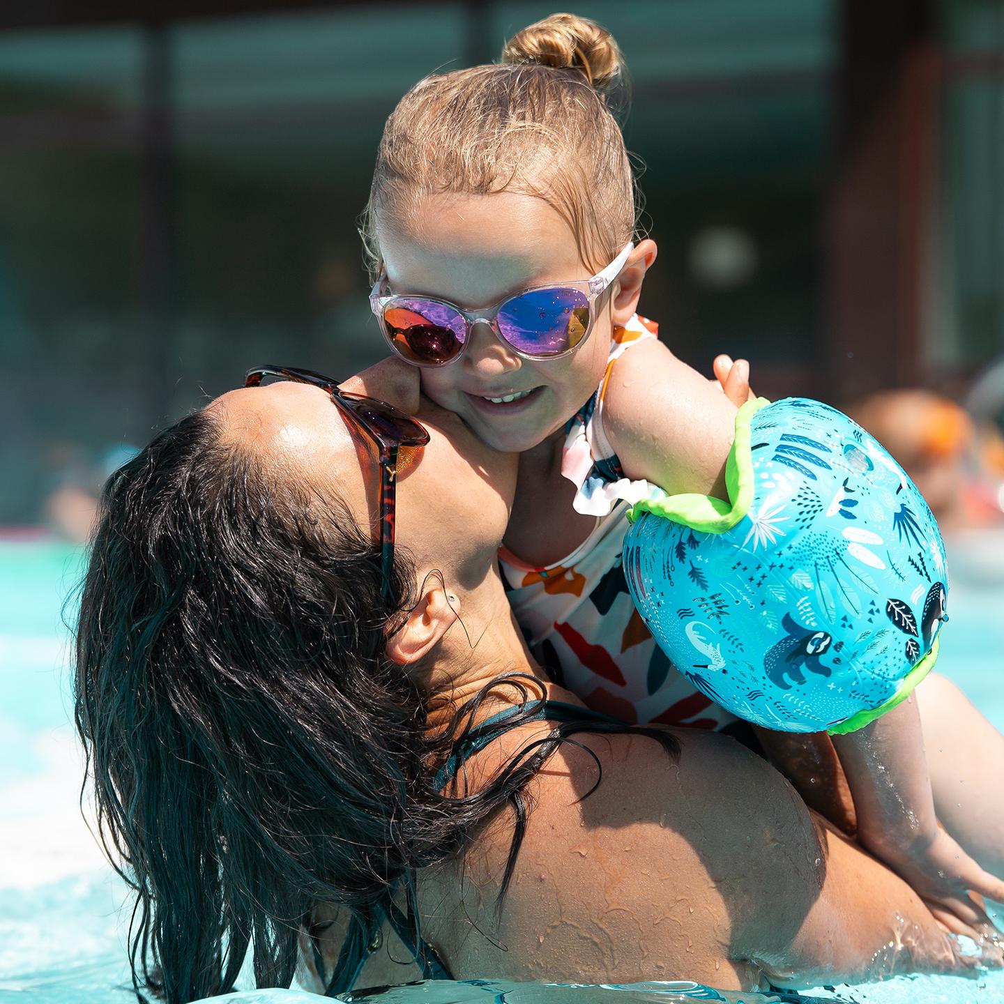 Destination La Plagne - Famille Plus - Mère avec sa fille 