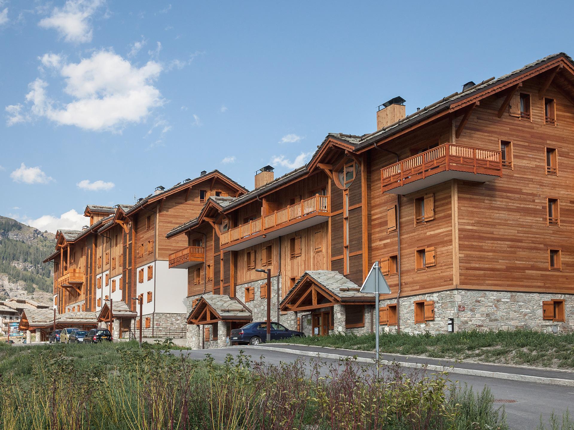 Vue extérieure de la résidence Chalets de Flambeau à Val-Cenis