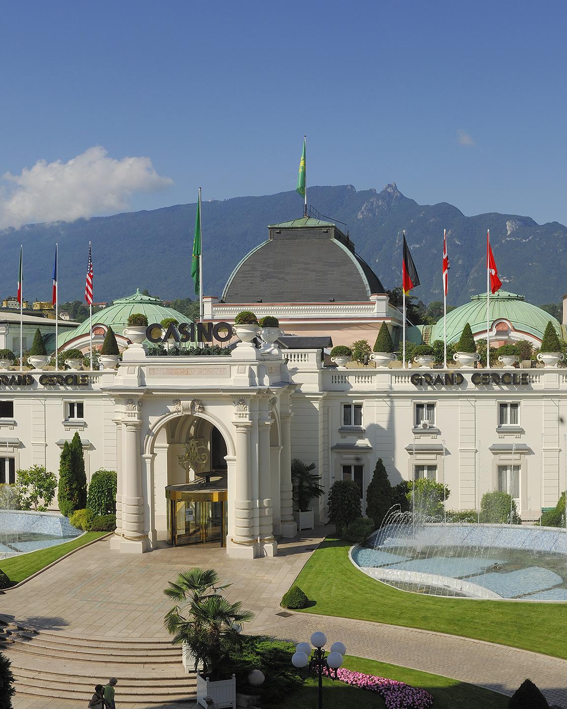 Aix-les-Bains - Été - Casino 